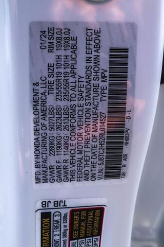 Photo of 2024 Platinum White Pearl Acura RDX