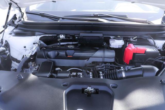 Photo of 2024 Platinum White Pearl Acura RDX