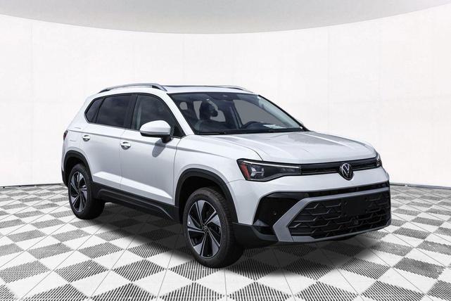 Photo of 2025 Pure White Volkswagen Taos