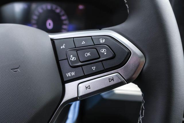 Photo of 2025 Pure White Volkswagen Taos