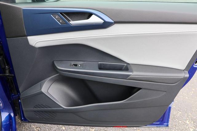 Photo of 2024 Blue Dusk Volkswagen Taos