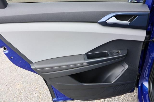 Photo of 2024 Blue Dusk Volkswagen Taos