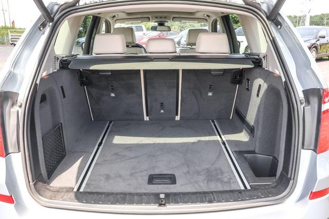 Photo of 2014 Blue Water Metallic BMW X3