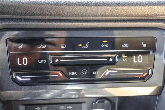 Photo of 2024 Kings Red Volkswagen Tiguan