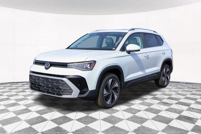 Photo of 2025 Pure White Volkswagen Taos