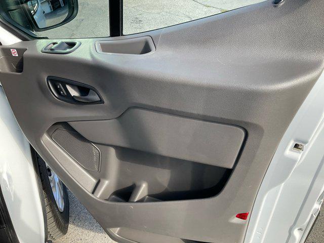 Photo of 2021 Oxford White Ford Transit-250