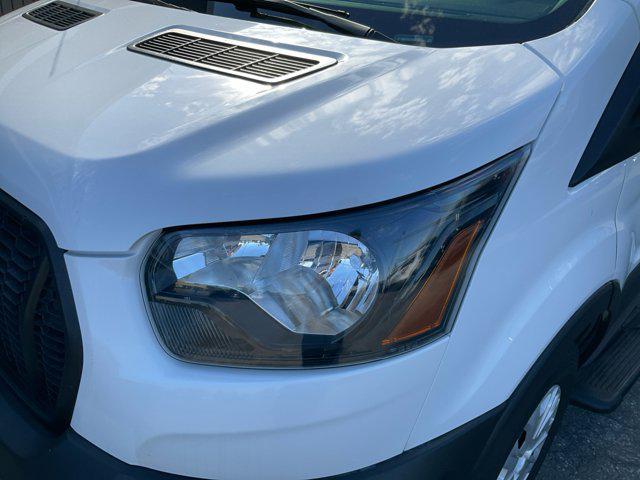 Photo of 2021 Oxford White Ford Transit-250