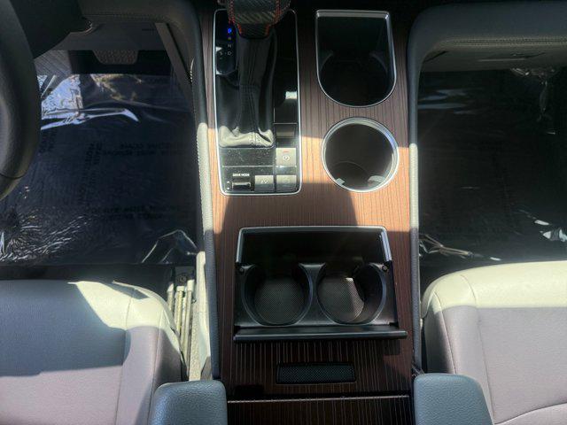Photo of 2023 Wind Chill Pearl Toyota Sienna