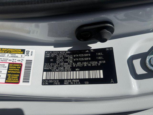 Photo of 2023 Wind Chill Pearl Toyota Sienna