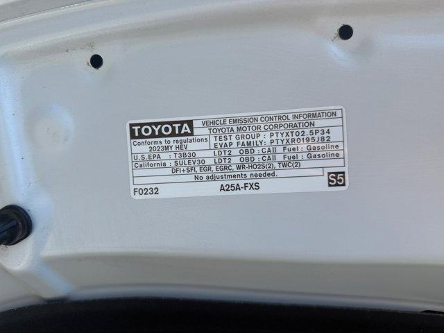 Photo of 2023 Wind Chill Pearl Toyota Sienna