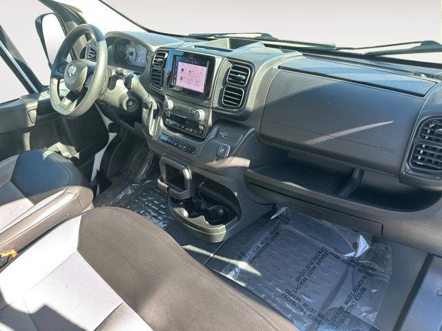 Photo of 2023 Bright White Clearcoat RAM ProMaster 3500