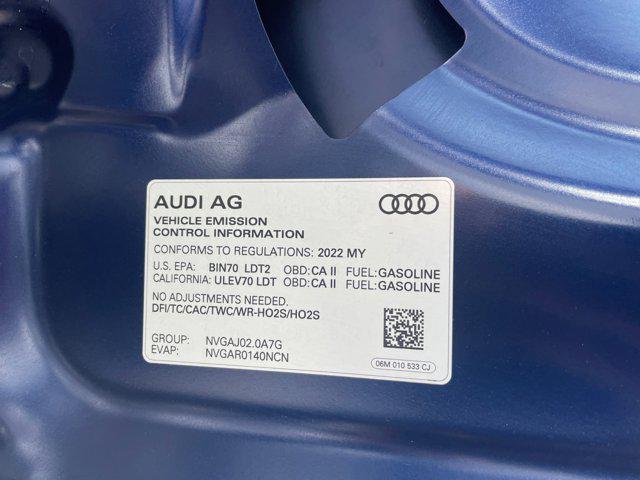 Photo of 2022 Navarra Blue Metallic Audi Q5
