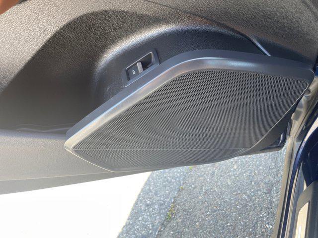 Photo of 2022 Navarra Blue Metallic Audi Q5