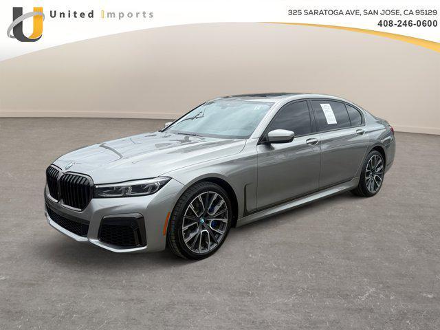 2022 BMW 740