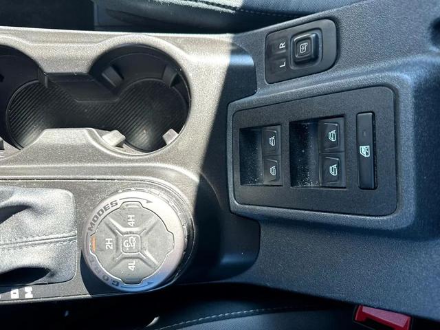 Photo of 2023 Oxford White Ford Bronco