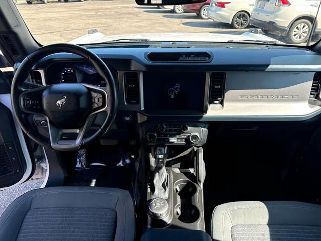 Photo of 2023 Oxford White Ford Bronco
