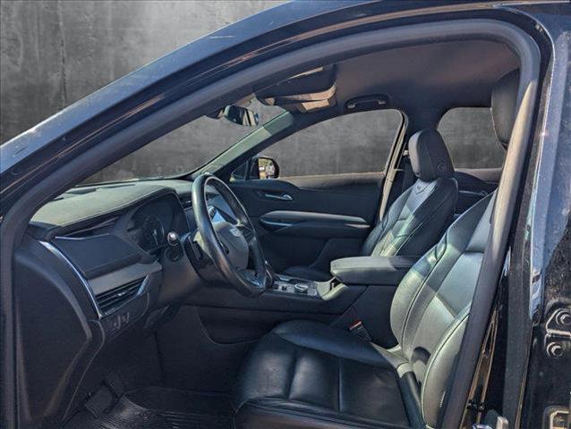 Photo of 2019 Stellar Black Metallic Cadillac XT4