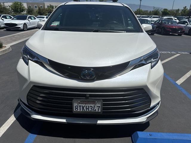 2021 Toyota Sienna