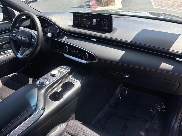 Photo of 2025 Vik Black Genesis GV70