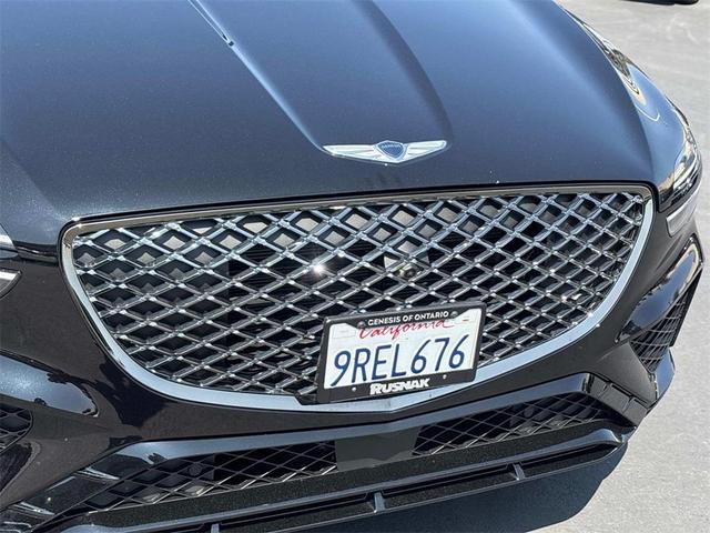 Photo of 2025 Vik Black Genesis GV70