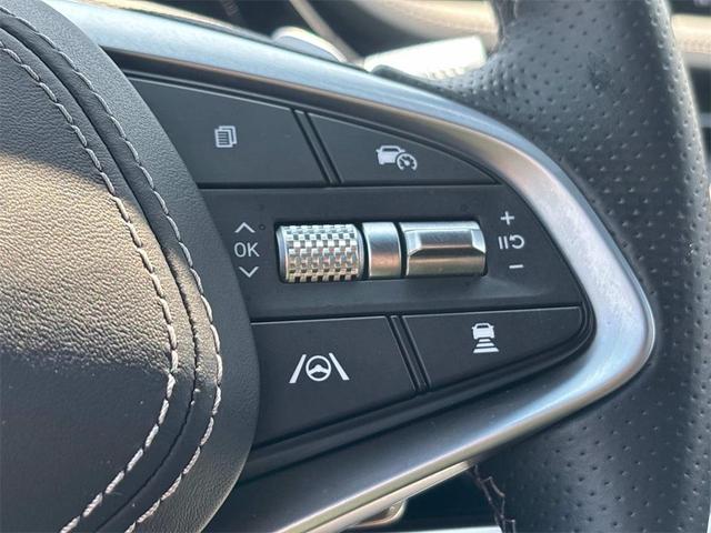 Photo of 2025 Vik Black Genesis GV70