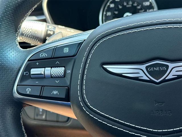 Photo of 2025 Uyuni White Genesis G70