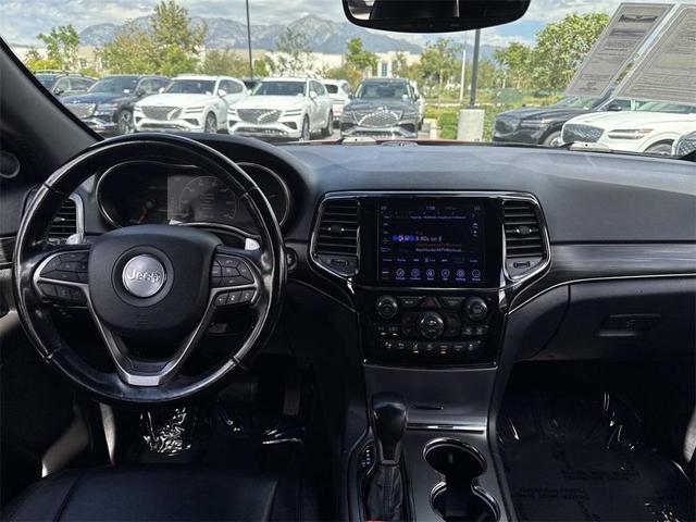 Photo of 2020 Velvet Red Pearlcoat Jeep Grand Cherokee