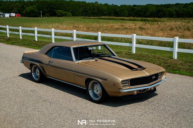 Photo of 1969 Gold Mist Chevrolet Camaro