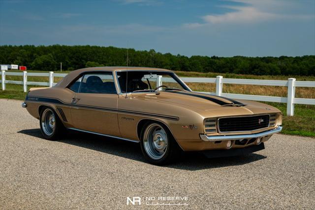 Photo of 1969 Gold Mist Chevrolet Camaro