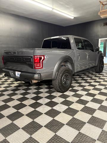Photo of 2018 Grey Ford F-150