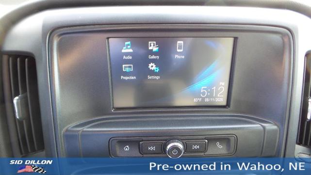 Photo of 2018 White Chevrolet Silverado 1500