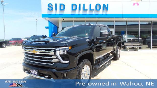 Photo of 2024 Black Chevrolet Silverado 2500
