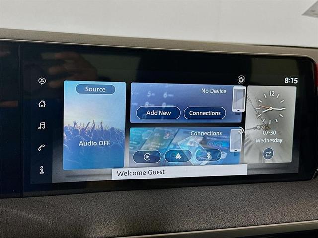 Photo of 2025 Gun Metallic Nissan Kicks