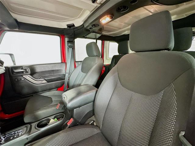 Photo of 2016 Firecracker Red Clearcoat Jeep Wrangler Unlimited