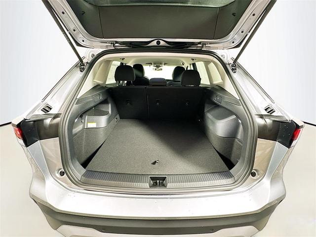 Photo of 2025 Pyrite Silver Metallic Volkswagen Tiguan