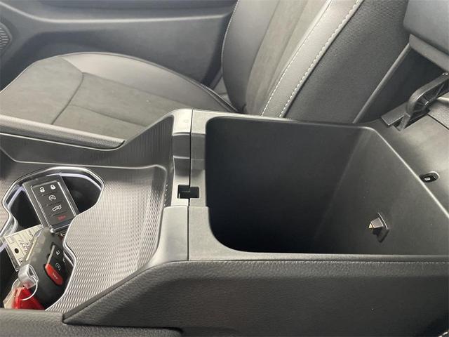 Photo of 2025 Diamond Black Jeep Grand Cherokee