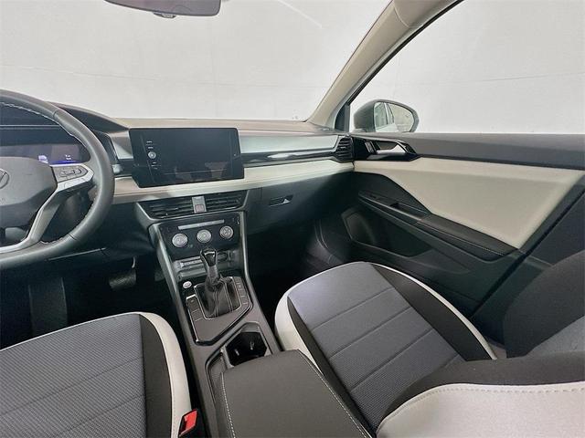 Photo of 2025 Pure White Volkswagen Taos