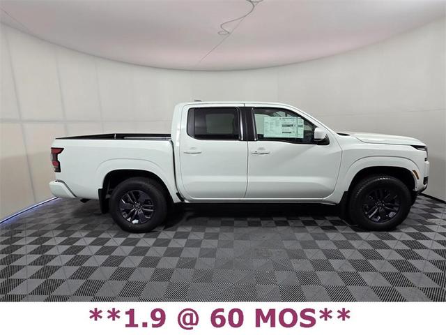 Photo of 2025 Glacier White Nissan Frontier