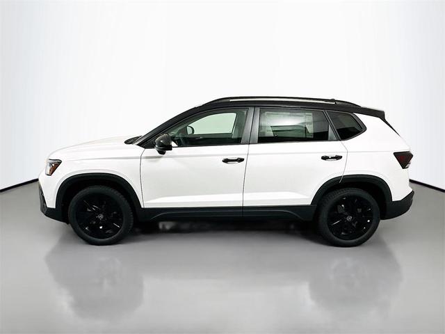Photo of 2025 Pure White W/Black Roof Volkswagen Taos