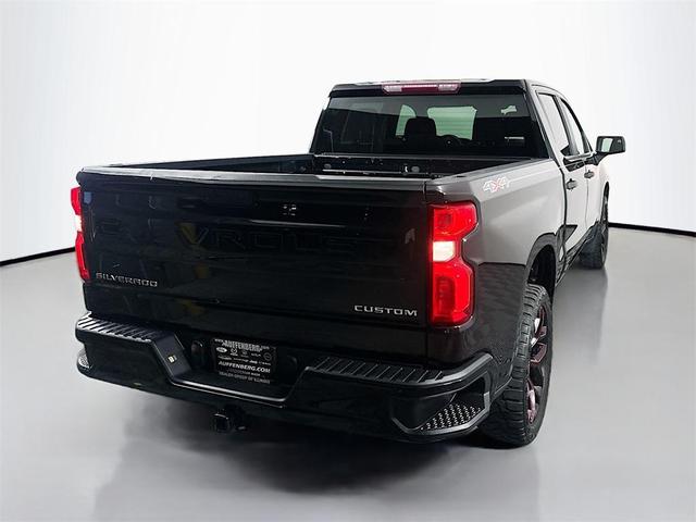 Photo of 2021 Black Chevrolet Silverado 1500