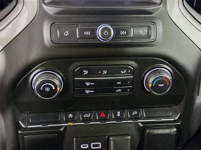 Photo of 2021 Black Chevrolet Silverado 1500