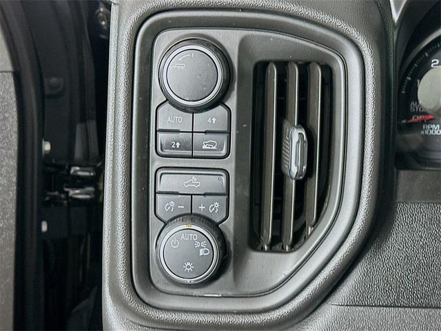 Photo of 2021 Black Chevrolet Silverado 1500