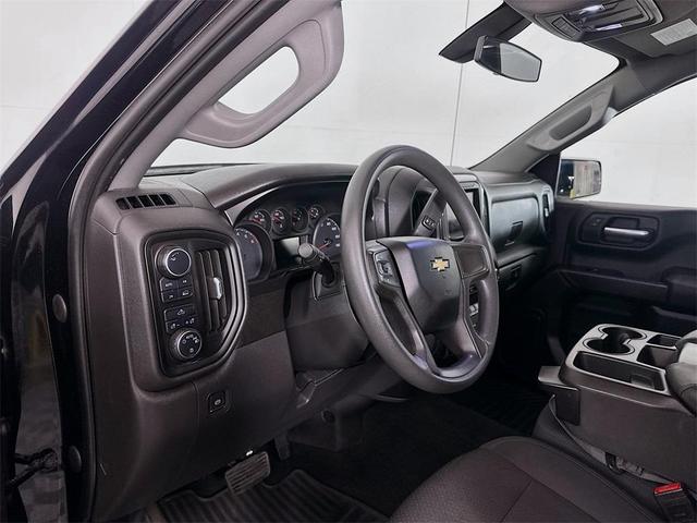 Photo of 2021 Black Chevrolet Silverado 1500