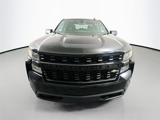 Photo of 2021 Black Chevrolet Silverado 1500