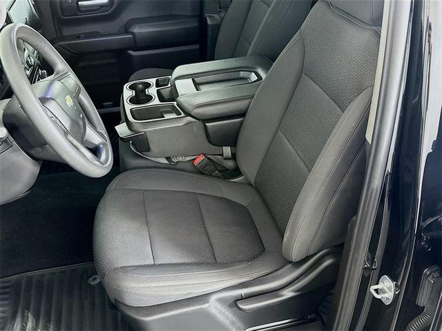 Photo of 2021 Black Chevrolet Silverado 1500
