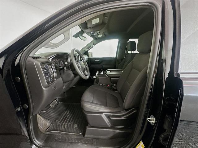 Photo of 2021 Black Chevrolet Silverado 1500