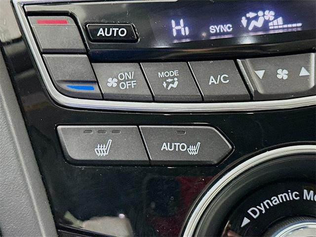 Photo of 2022 Blue Acura RDX