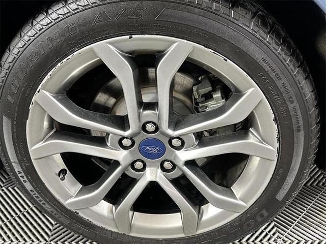 Photo of 2019 Blue Metallic Ford Fusion
