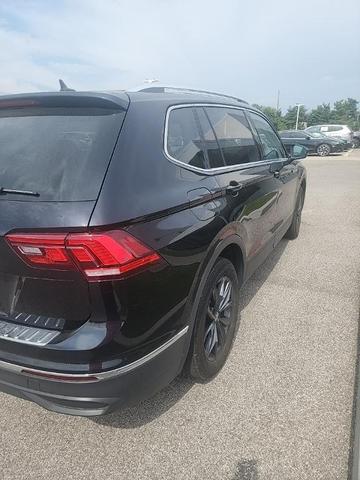 Photo of 2023 Deep Black Pearl Effect Volkswagen Tiguan