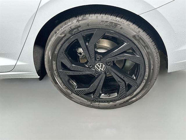 Photo of 2025 Alpine Grey Volkswagen Jetta